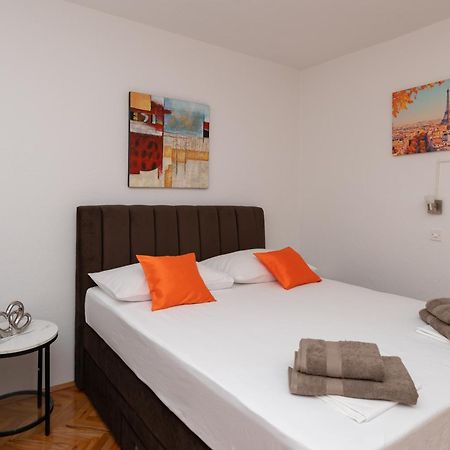 Apartment Sofija Макарска Екстериор снимка