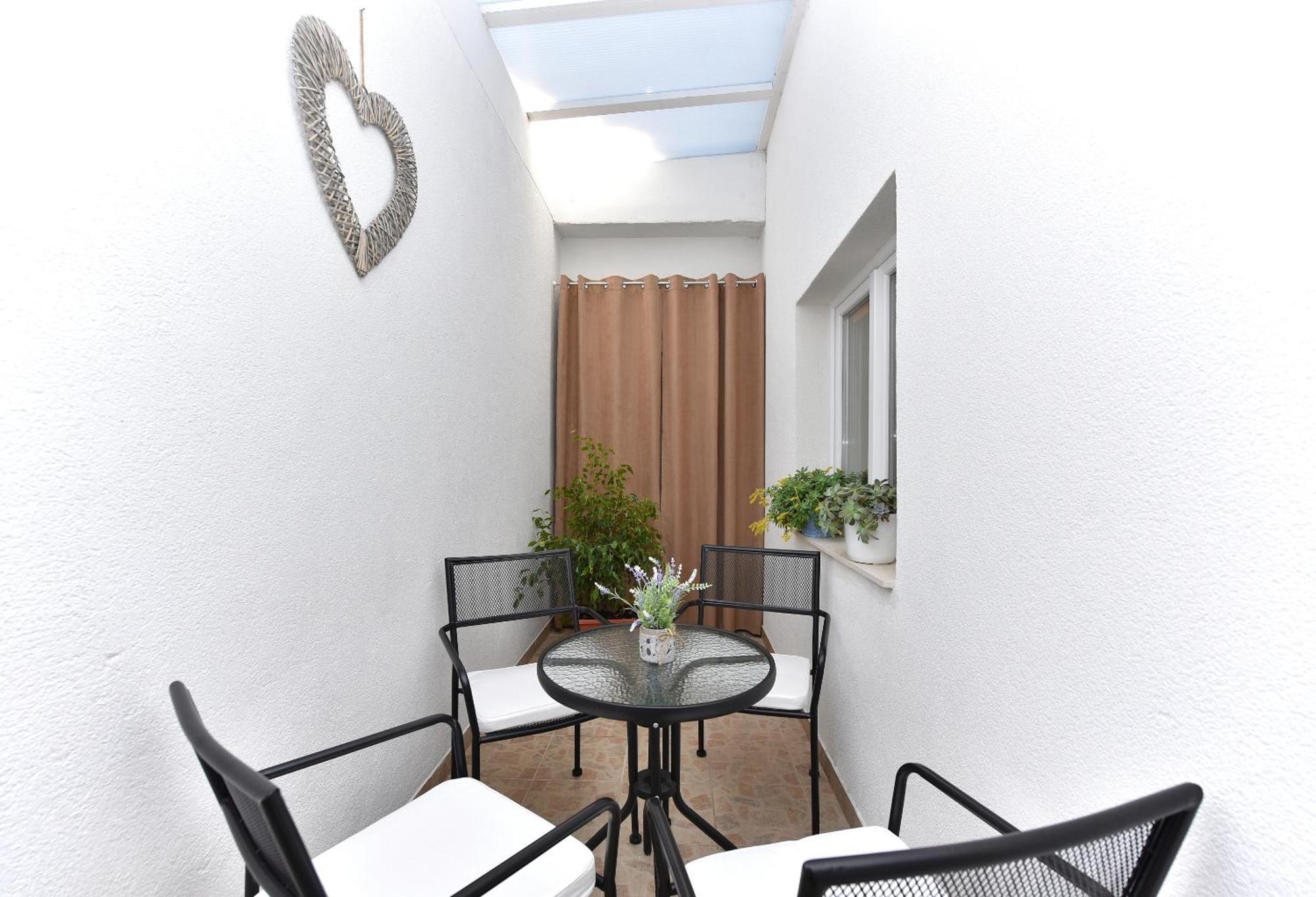 Apartment Sofija Макарска Екстериор снимка