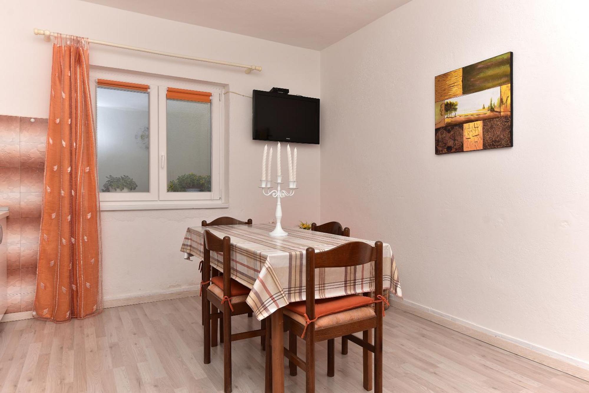 Apartment Sofija Макарска Екстериор снимка