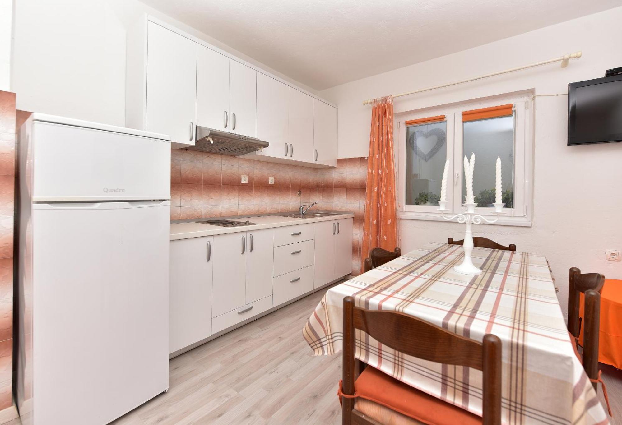 Apartment Sofija Макарска Екстериор снимка