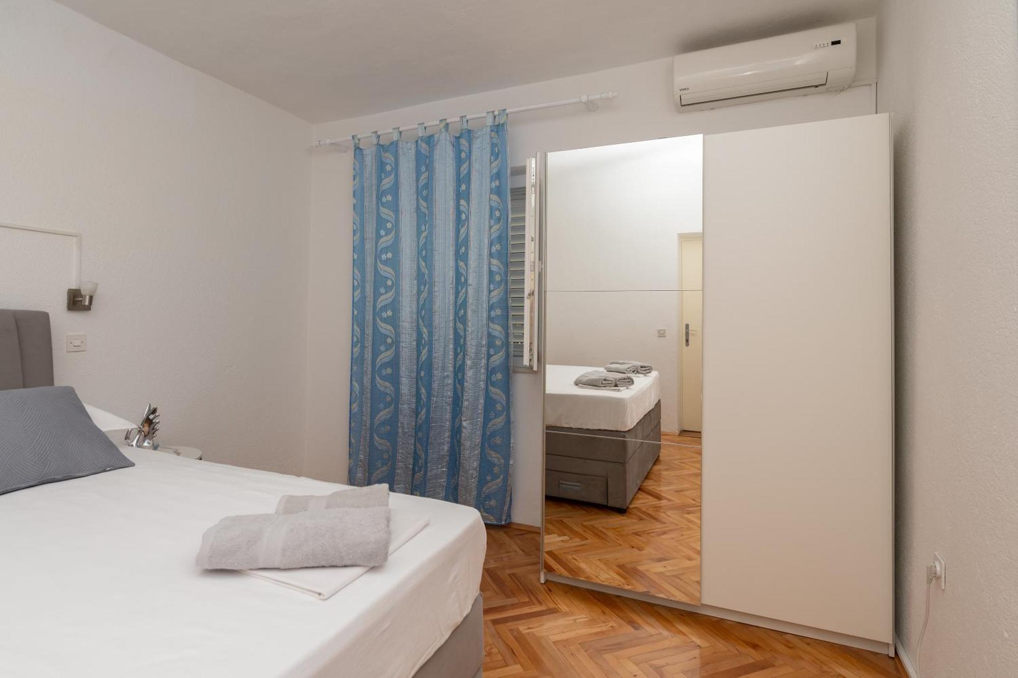Apartment Sofija Макарска Екстериор снимка