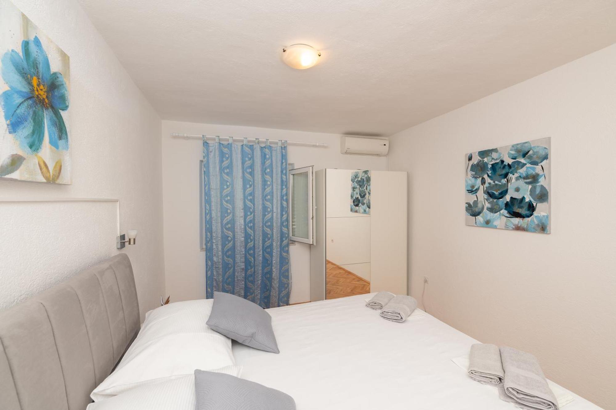 Apartment Sofija Макарска Екстериор снимка