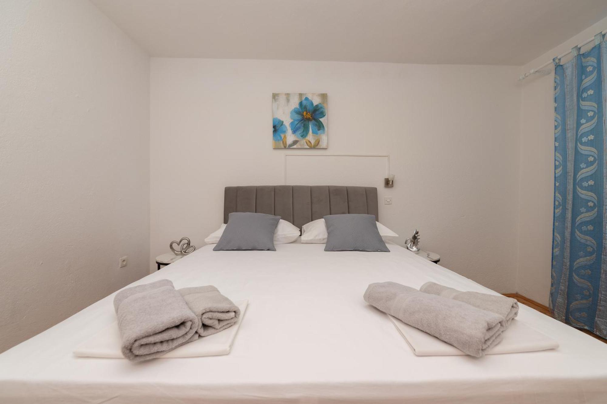 Apartment Sofija Макарска Екстериор снимка