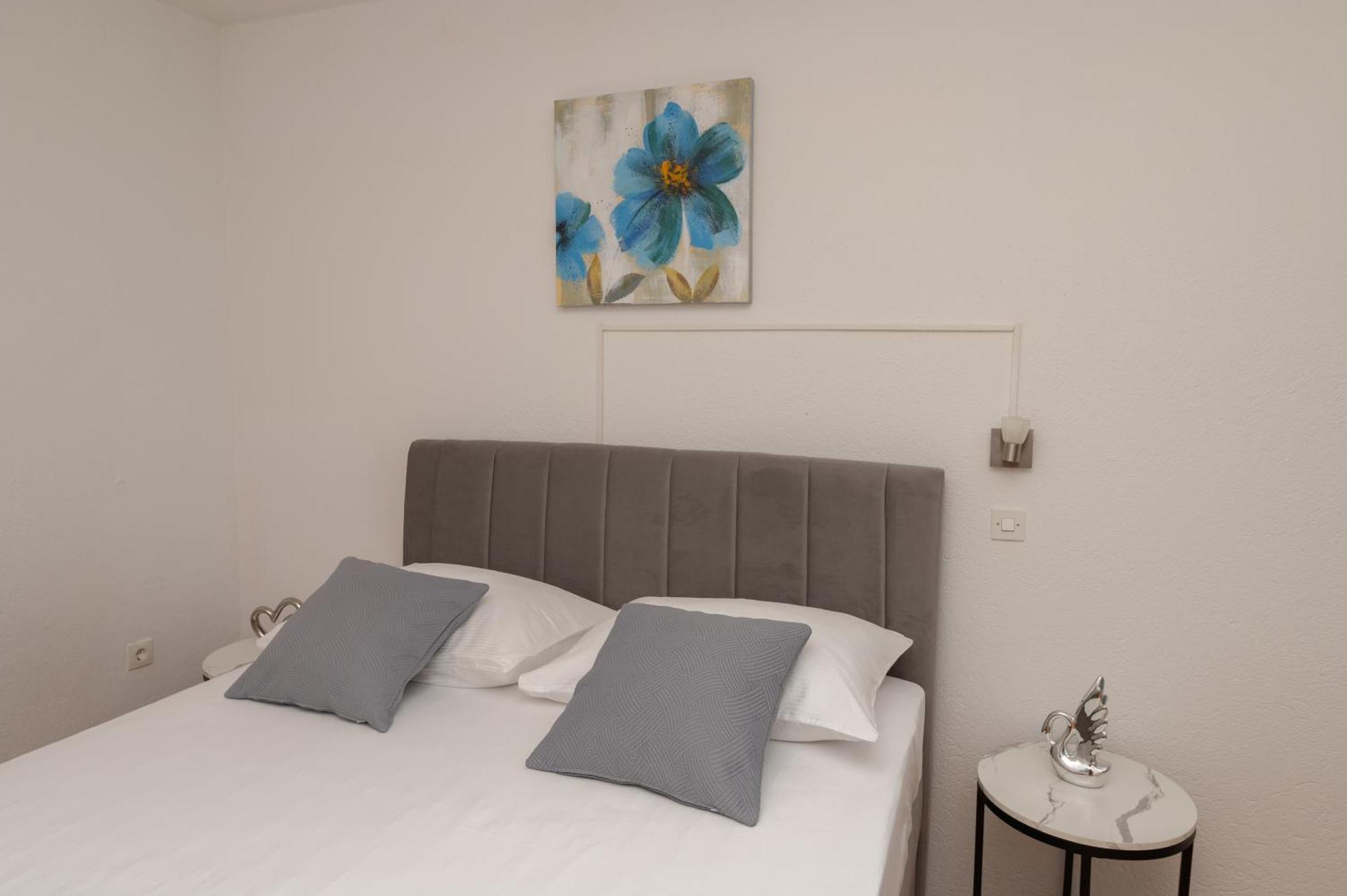 Apartment Sofija Макарска Екстериор снимка