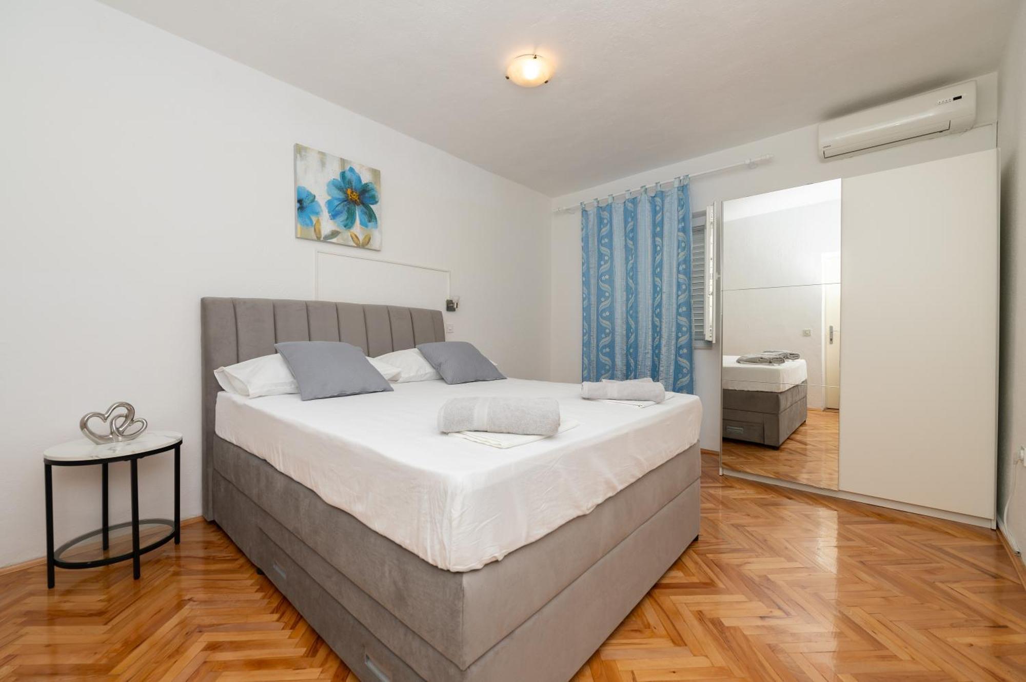 Apartment Sofija Макарска Екстериор снимка